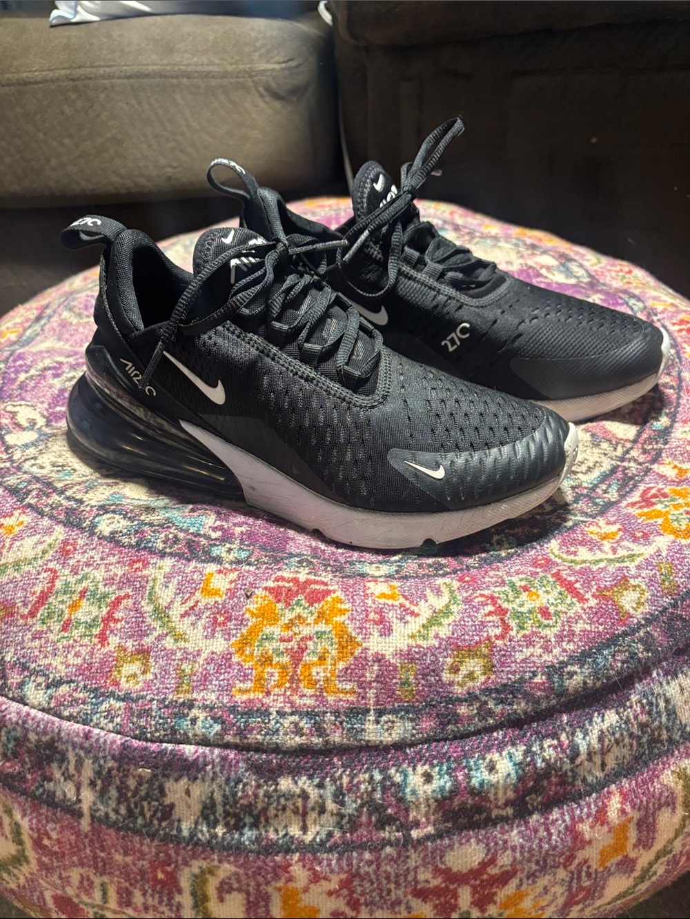 Nike Women’s Air 270 Black/White Athletic Air-Cushioned Sneakers, Size 7.5